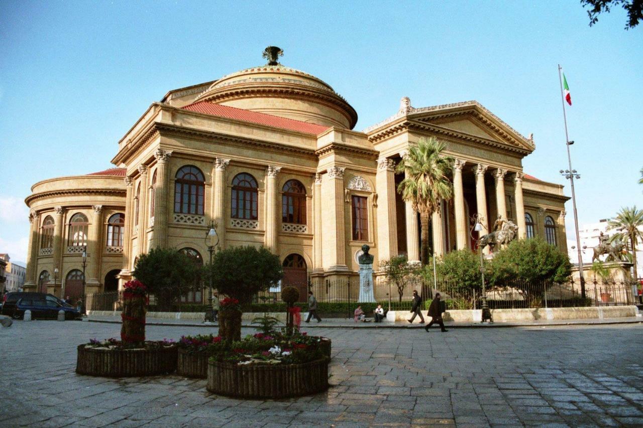 Il Tempo Ritrovato - Locazione Ad Uso Turistico Lägenhet Palermo Exteriör bild